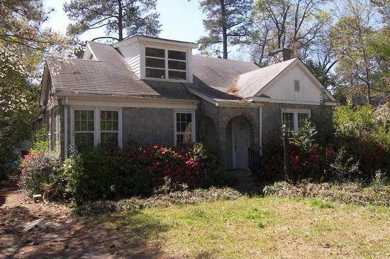 House-for-sale-listing-Dont-even-ask-about-mystery-tenant.jpg