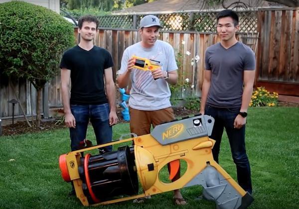big nurf gun.jpg