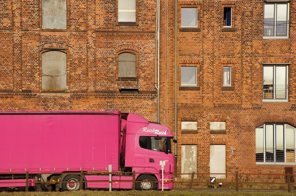industry-3432081_960_720.jpg