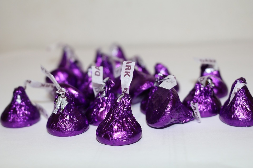 kiss_chocolate.jpg