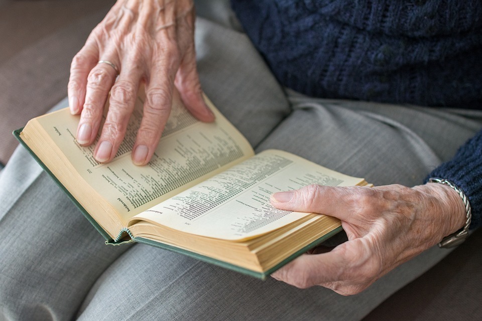 old-woman.jpg