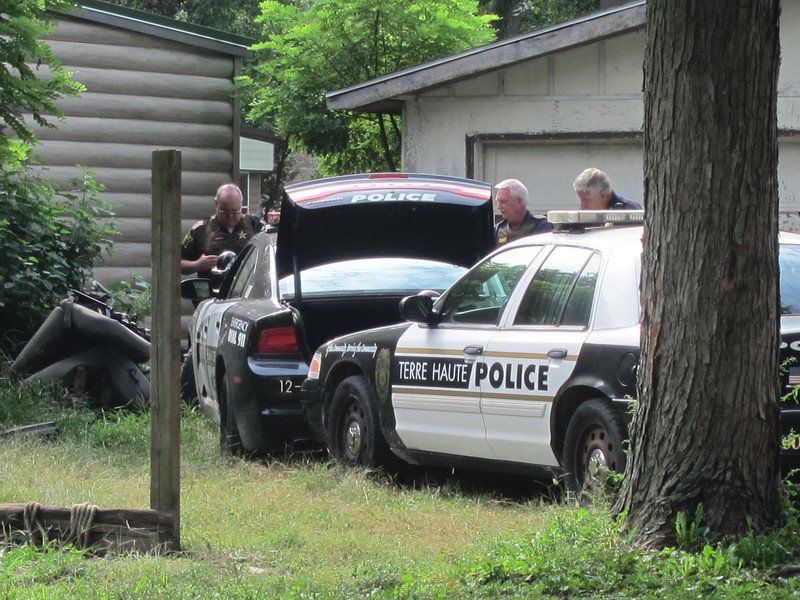 stolen police car2.jpg