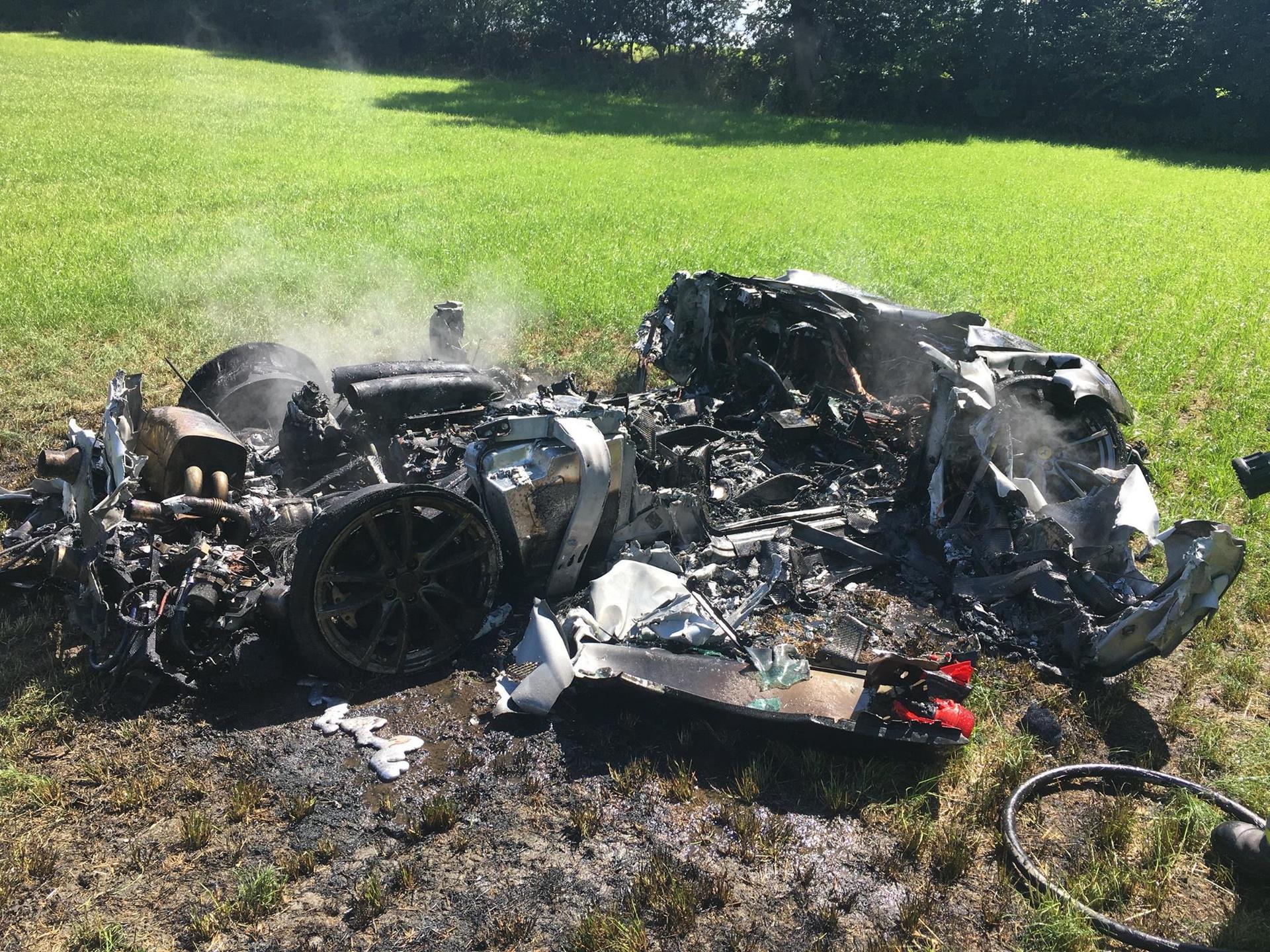 totaled Ferrari2.jpg